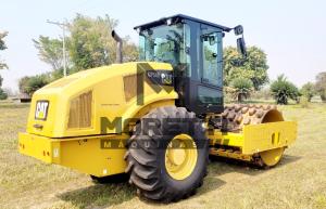 Rolo Compactador Caterpillar CP54B - Ano 2020
